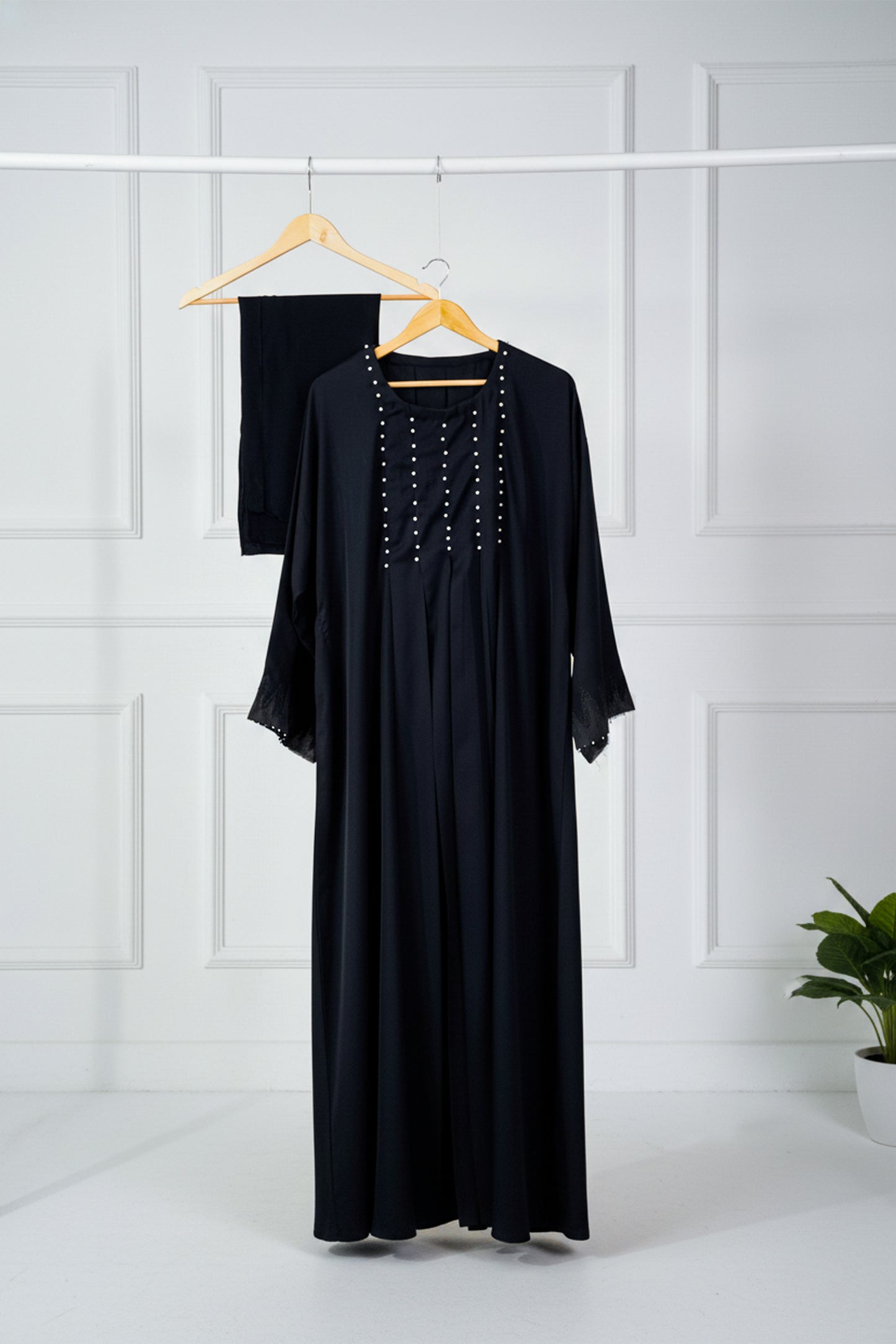 Afsana Pearl Black Abaya