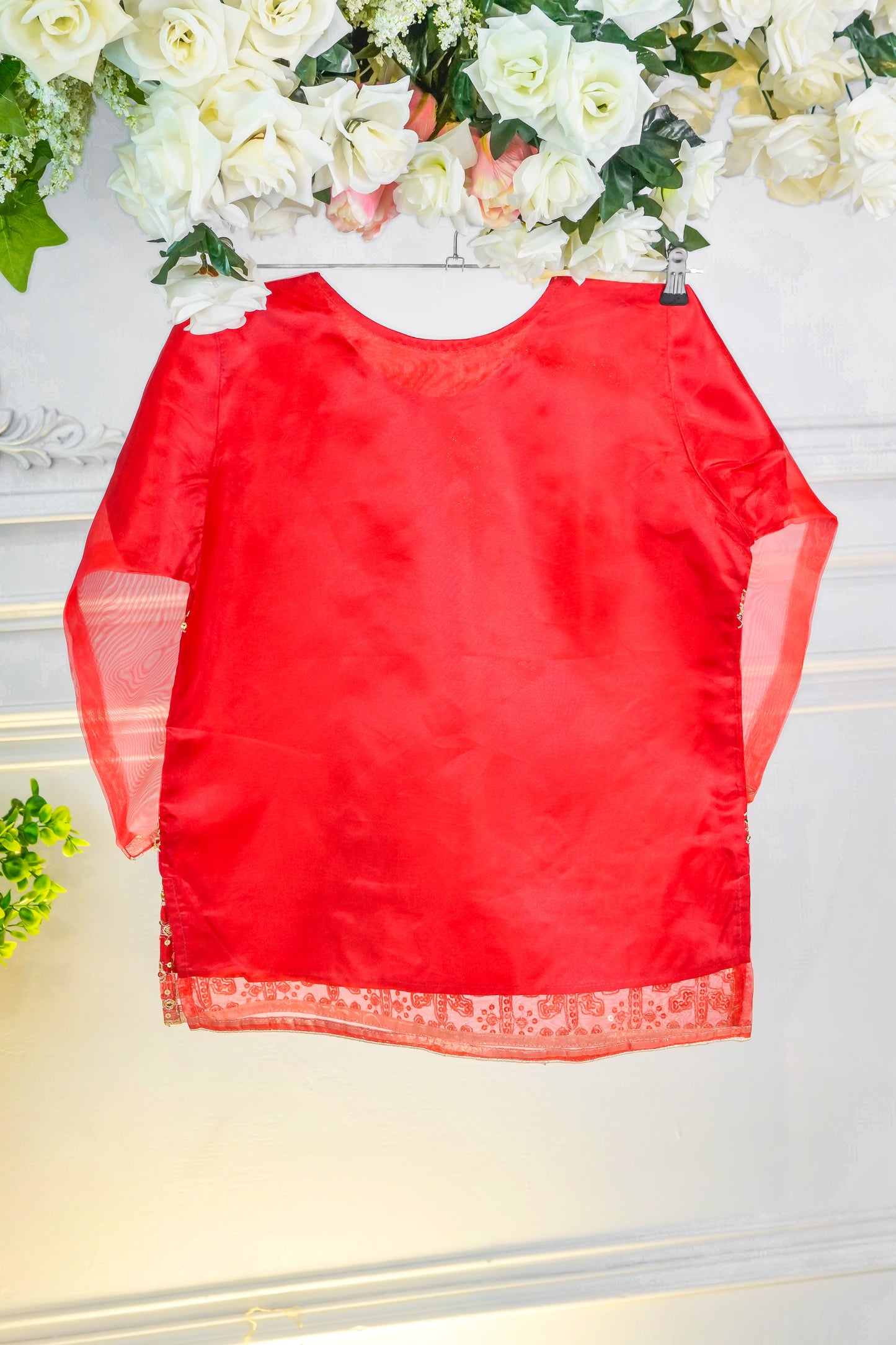 SA01 Embroidered Kurti 1 pc Red