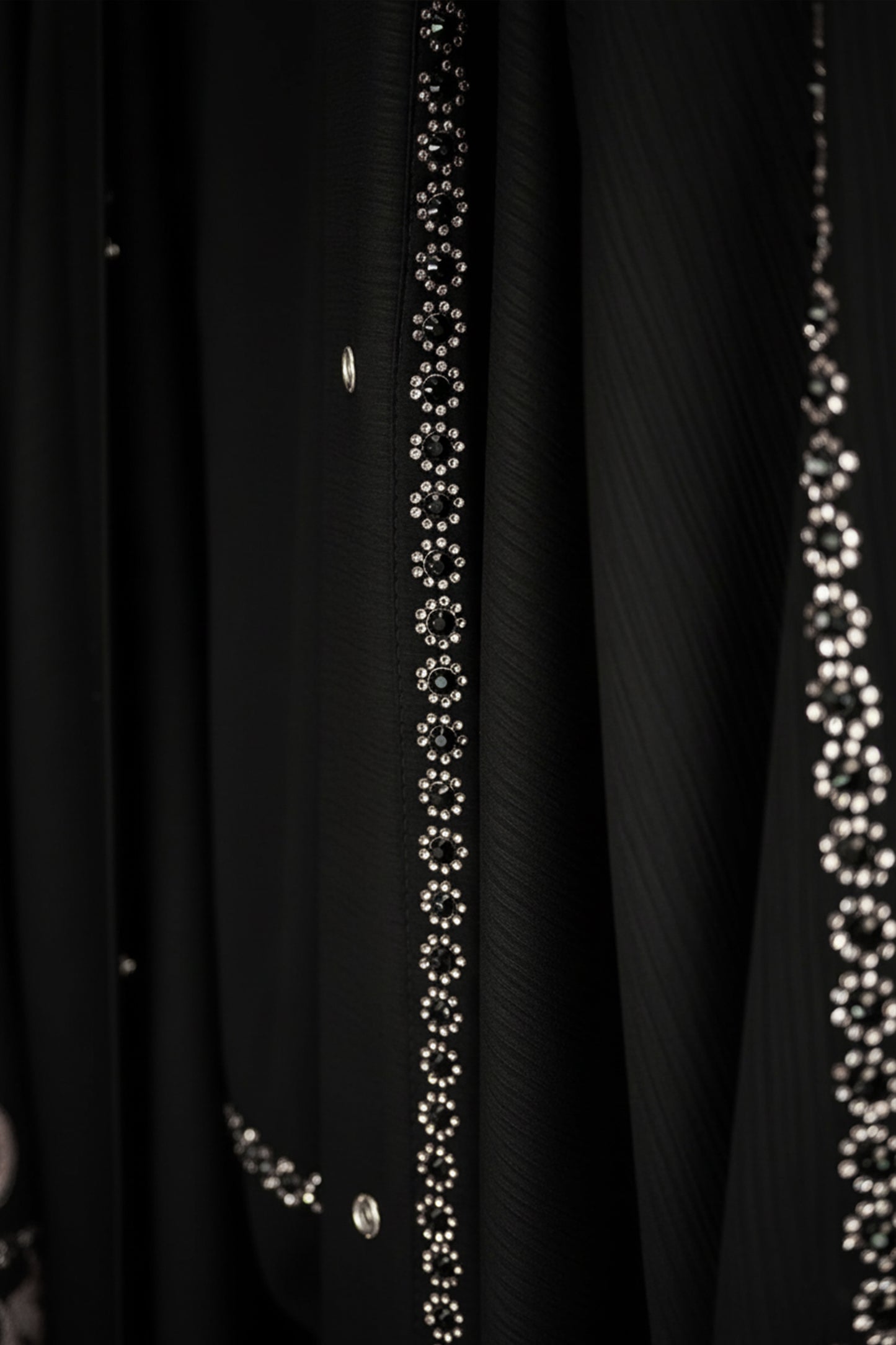 Mirha Embroidered Black