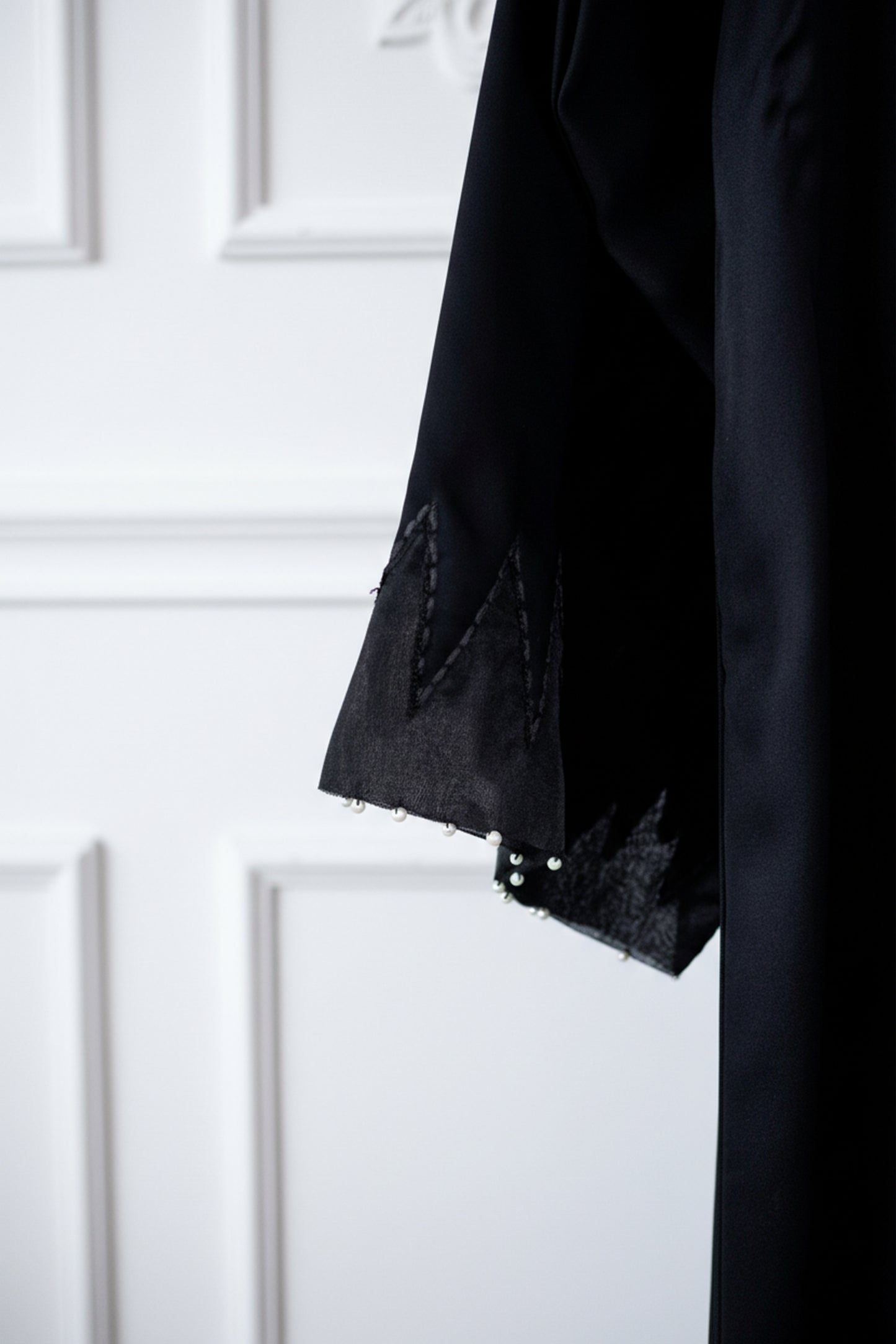 Afsana Pearl Black Abaya